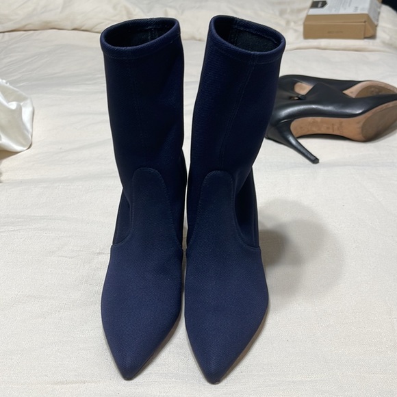 Stuart Weitzman Rapture size 8 - Picture 2 of 7